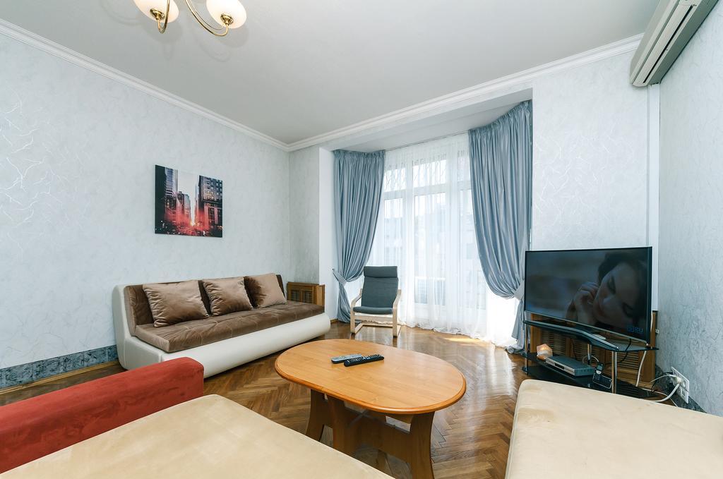 Apartment Arena City Kijev Kültér fotó